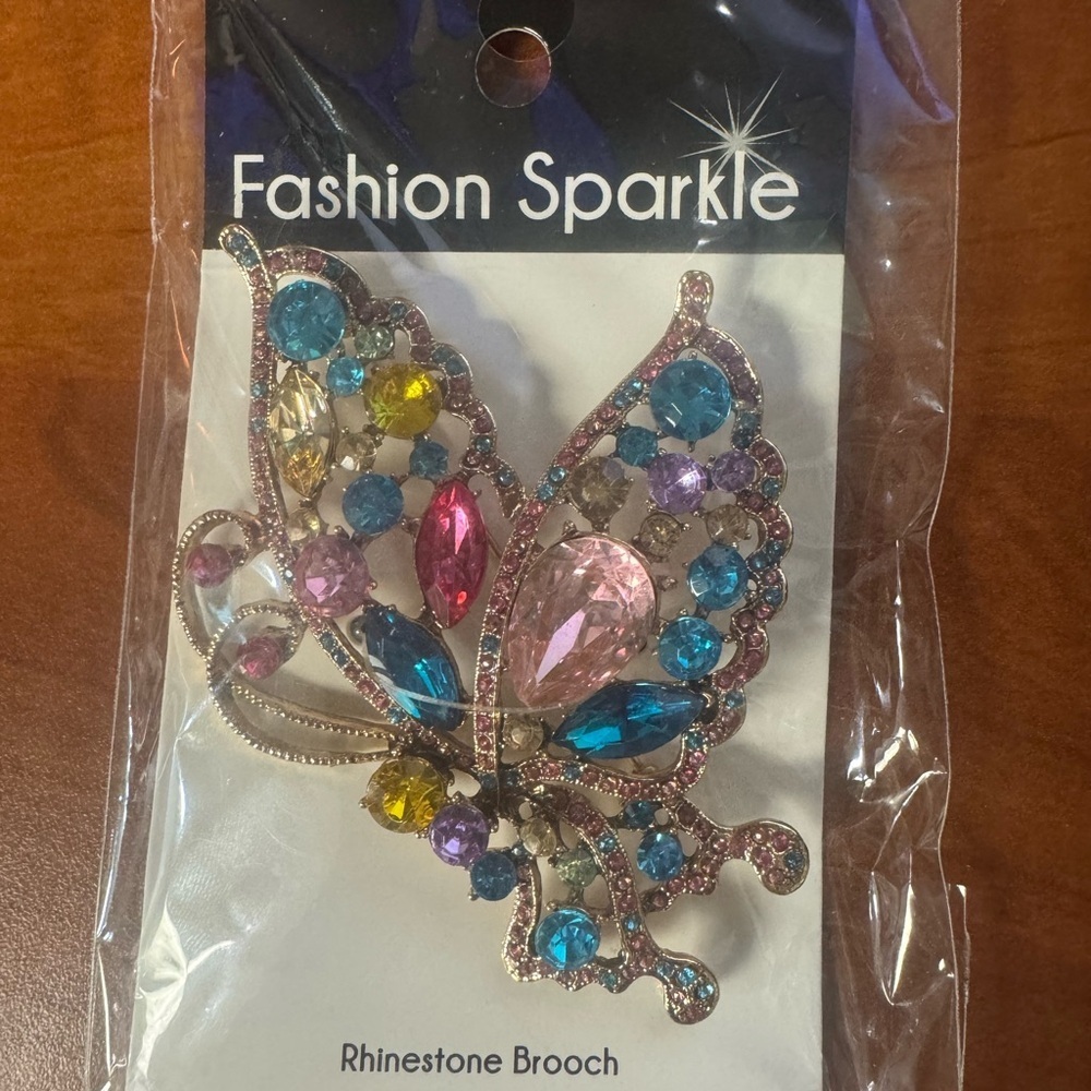 2 Colorful Butterfly Brooch - Picture 2 of 8
